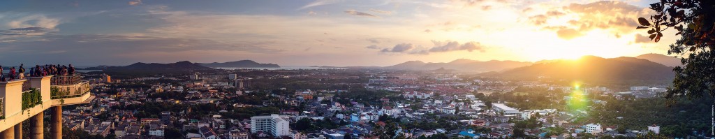 Вид со смотровой площадки KHao Rang Hill, Phuket town.