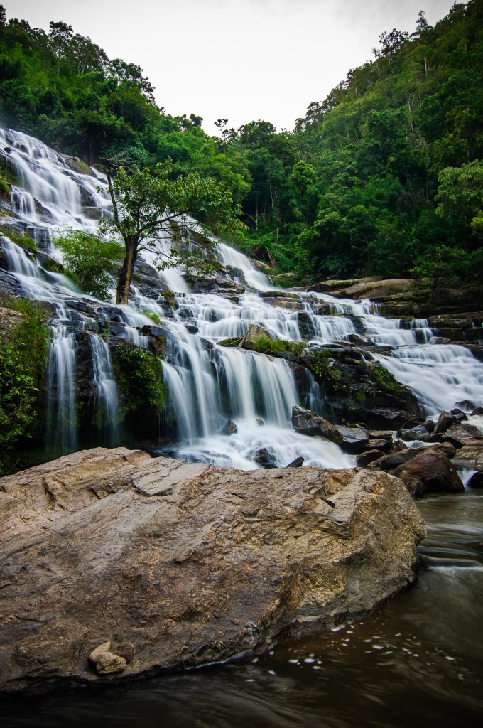 Vid Na Vodopad Mae Ya (Водопад Мае Я (Mae Ya), Doi Inthanon, Chiang Mai  )