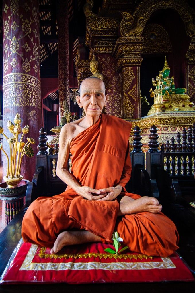 Wat Prasingh Fifth Wax Monk (Wat Prasingh, Чианг Май, Таиланд.)