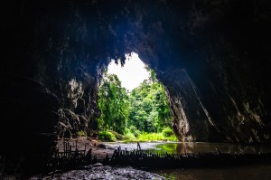 Tham Lod Cave Exit View (Система пещер Tham Lod. Окрестности Пая, Таиланд.)