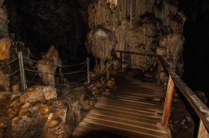 Tham Lod Cave Stairs (Система пещер Tham Lod. Окрестности Пая, Таиланд.)