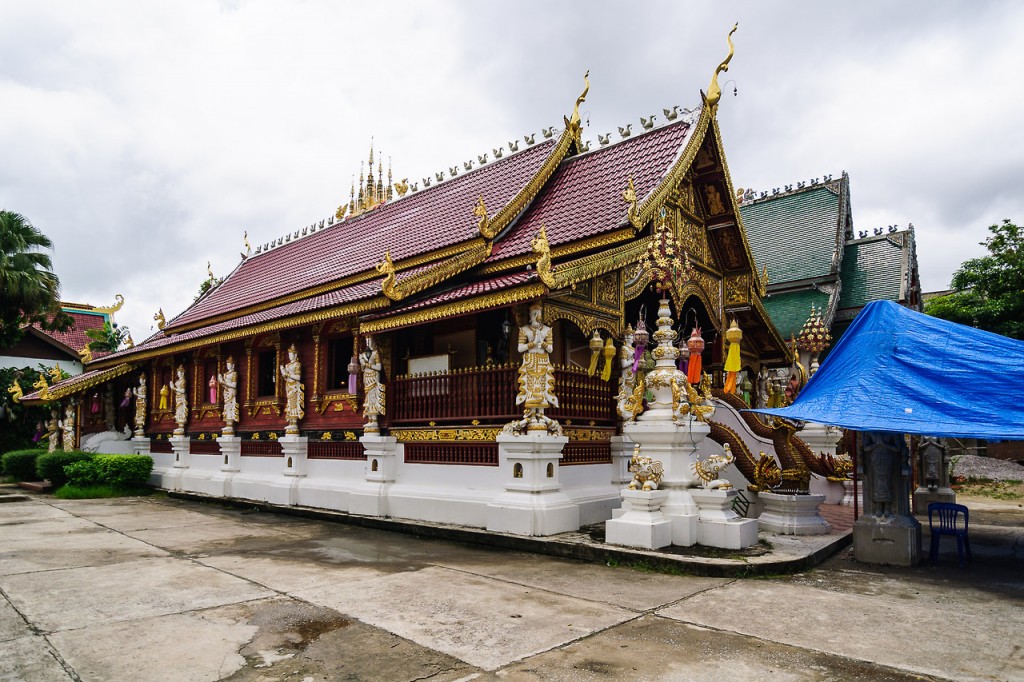 Вихан храма Wat Ming Muang