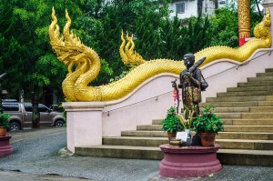 (Wat Mung Muang, Chiang Rai, Thailand.)