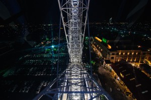 Asiatique The Riverfront Inside The Ferris Wheel (Колесо обозрения Asiatique Sky.)