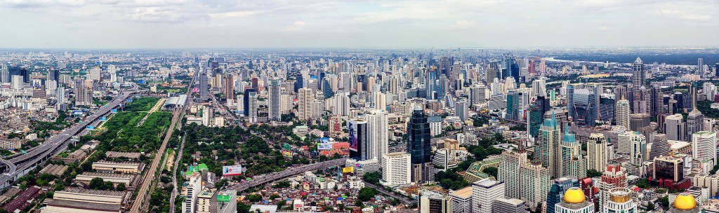 Панорама с видом на Бангкок, со смотровой площадки Baiyoke Tower II.