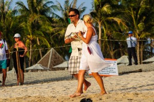 20 Th Annual Turtle Release 21 (20-й ежегодный выпуск морских черепах в море.)