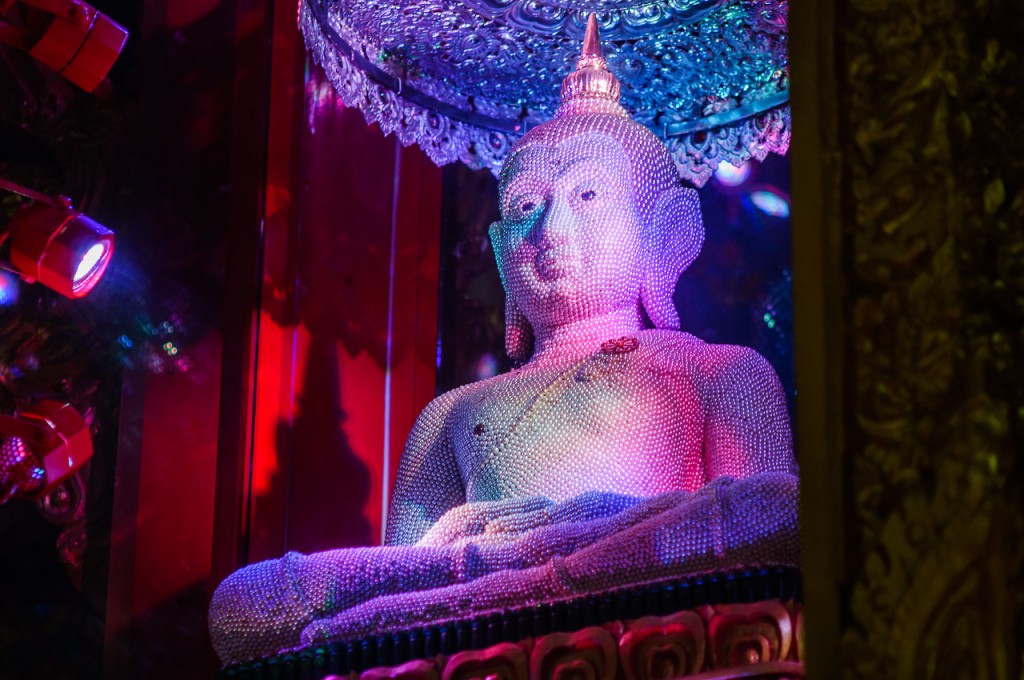 Жемчужный Будда собственной персоной.
