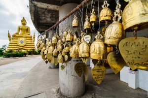 Big Buddha Bells Row (Закат со смотровой площадки у Большого Будды.)