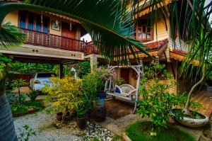 Our House In Thailand Garden (Дом в котором я живу.)