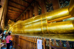 (Храм лежащего Будды, Wat Pho, Bangkok.)
