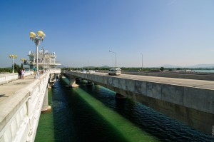 Sarasin Bridge Andtheo Kasatti Bridge (Как мы съездили в Као Лак или пост про мост Сарасин.)